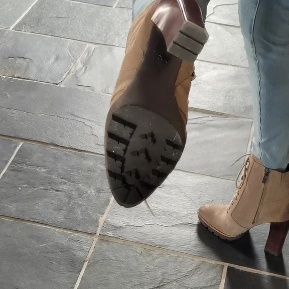 Kenneth Cole Booties - Picture 4 of 5